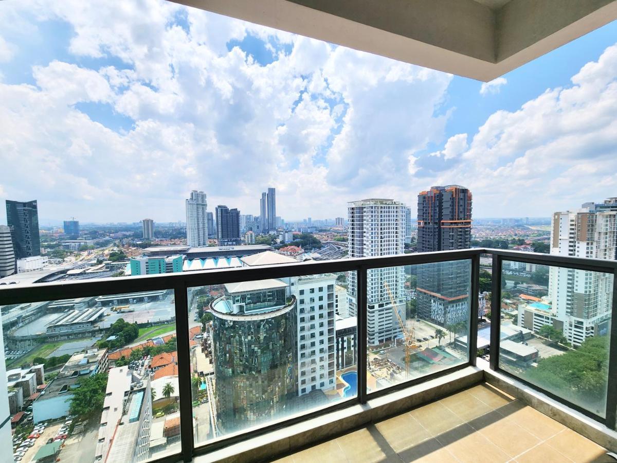 R&F Princess Cove Ciq Premium Sea & City View Suites By Neo Johor Bahru Bagian luar foto